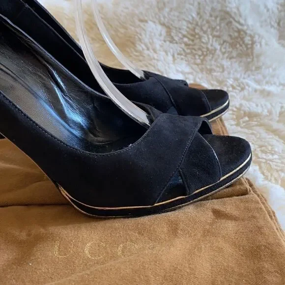 Gucci Suede Heels - Picture 4 of 7